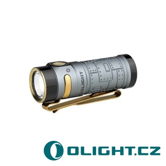 Olight Baton 4 - fighter pilot