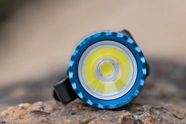 Nabíjecí svítilna Olight Warrior Nano - černá